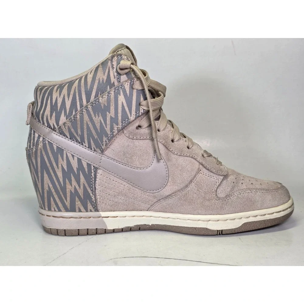 Nike Dunk Sky Hi Hidden Wedge Sneakers Women's Size 8.5 Gray Suede Casual Shoes
